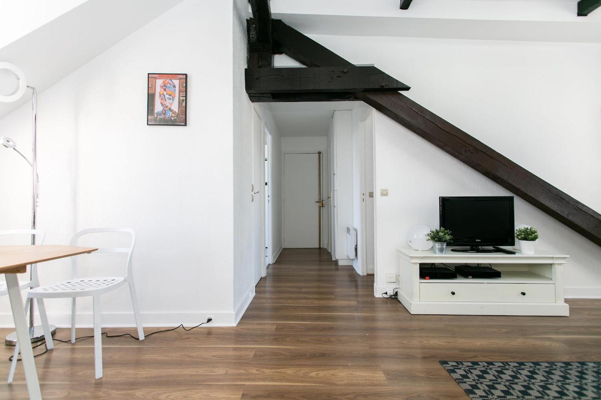 Appartement Arts Et Metiers & Upper Marais - 1br - Cityapartmentstay Parijs